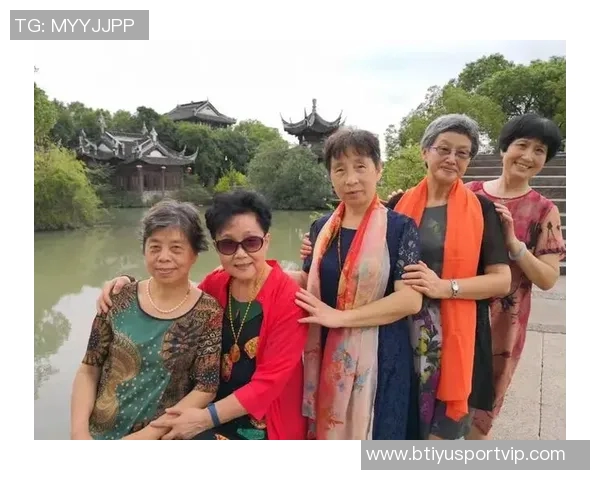 小桥背靠背谈心态调整放下当下结果为明天比赛全力以赴