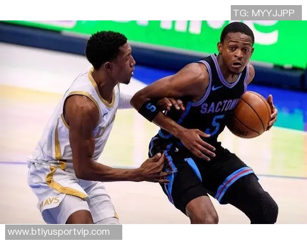 卡斯尔谈三后卫阵容福克斯哈珀球商高助球队发展 卡斯尔谈三后卫阵容福克斯哈珀球商高助球队发展