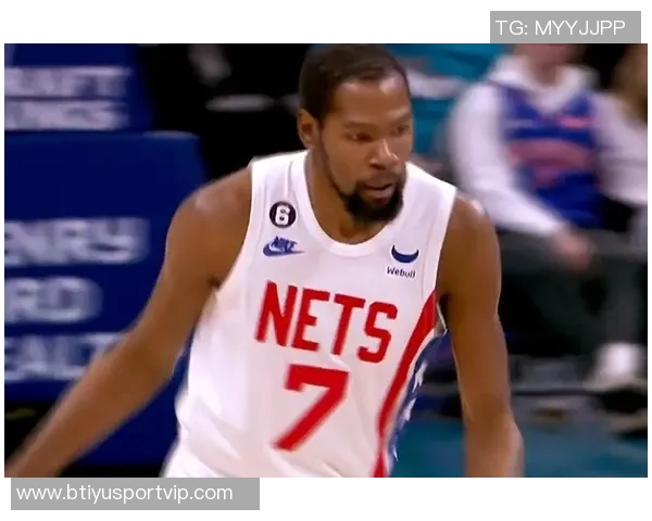 杜兰特反思失误影响全队士气表达对机会把握的遗憾与期待